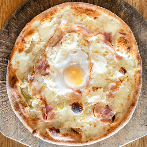Pizza for Breakfast - the classic panna e pancetta (cream, bacon, fresh mozzarella) and an egg!